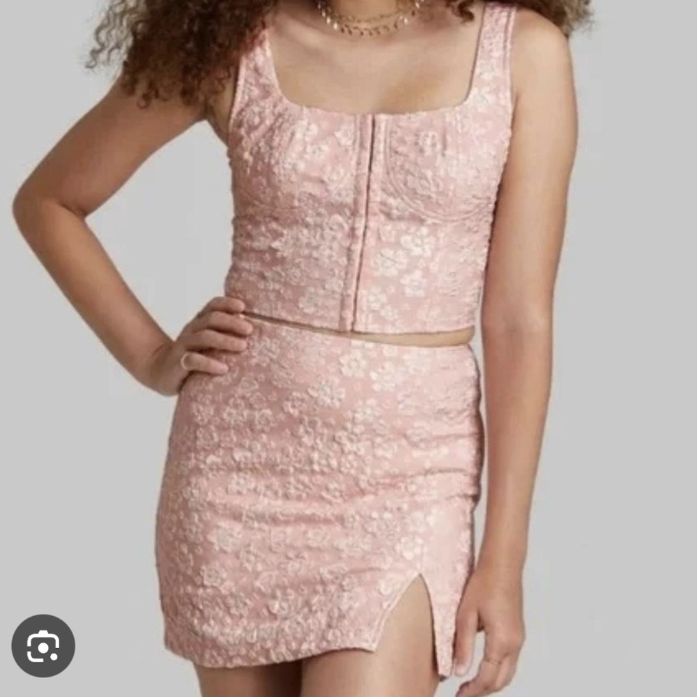 Wild Fable Pink Floral Relief Mini Set Skirt And Crop Top Corset Femenine Sz 6
